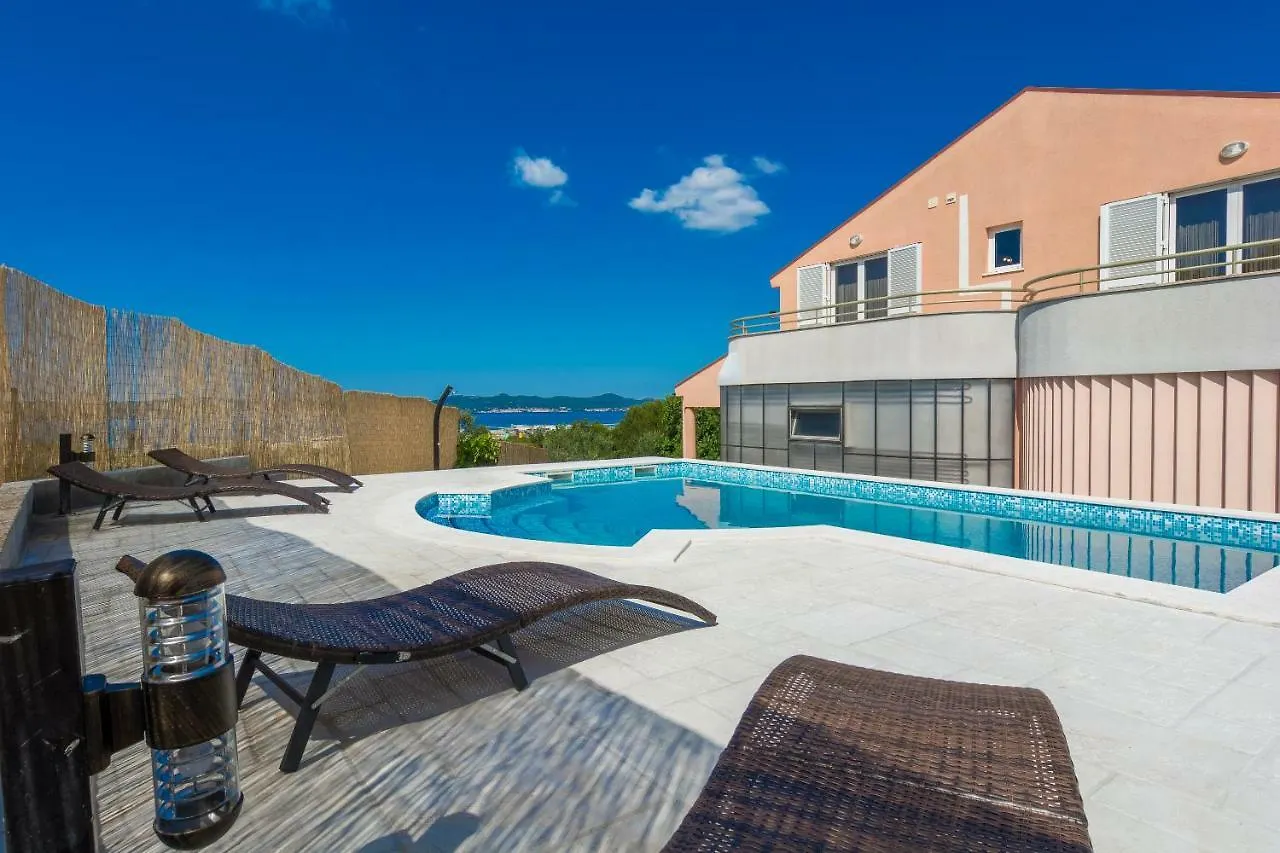 Holiday Home Matela Ζαντάρ